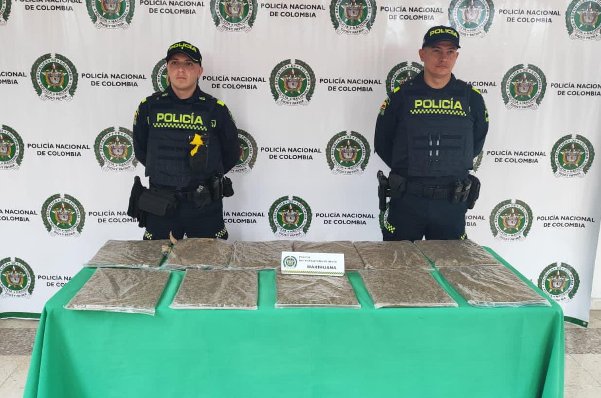 Autoridades hallan caleta con más de 5 kilos de marihuana