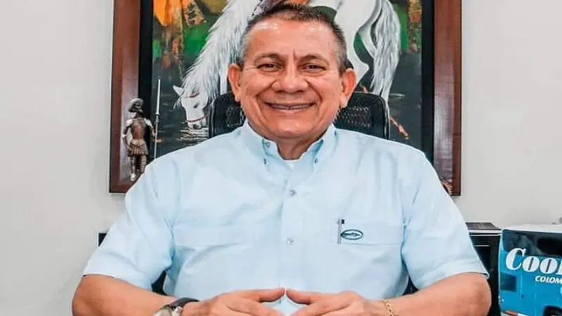 Armando Cuellar nuevo enlace departamental de la campaña de Petro