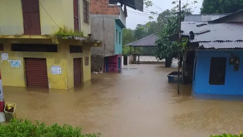 3.000 familias afectadas dejan emergencias por lluvias en Chocó