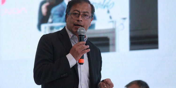 Fernando Petro confirmó que sí habló en La Picota de la propuesta del perdón social