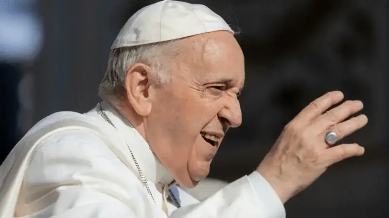 Papa pidió a obispos colombianos respaldar el camino de la paz
