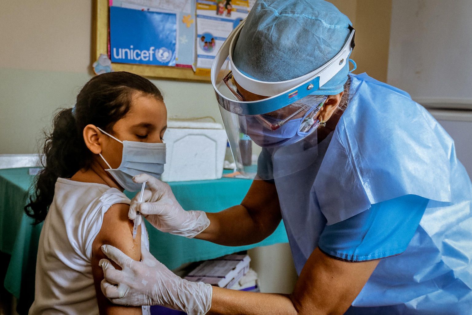 9 de cada 10 padres colombianos vacunaría a sus hijos, según estudio
