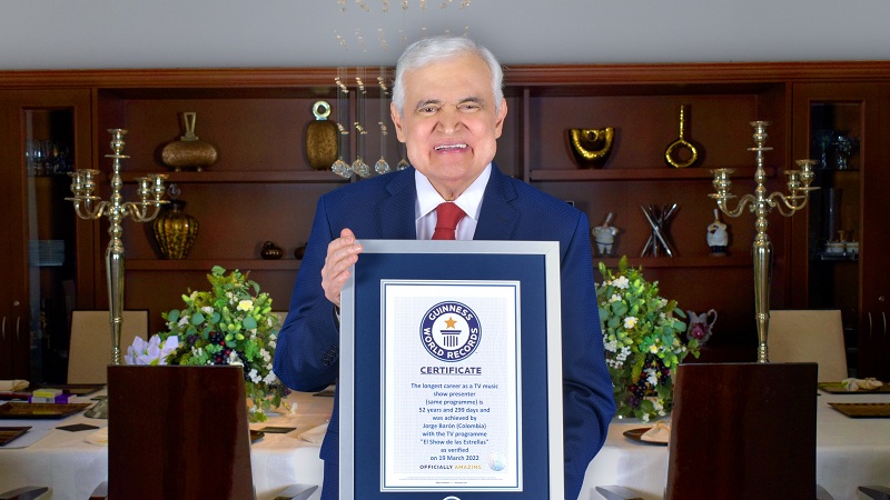 Jorge Barón recibe Récord Guinness