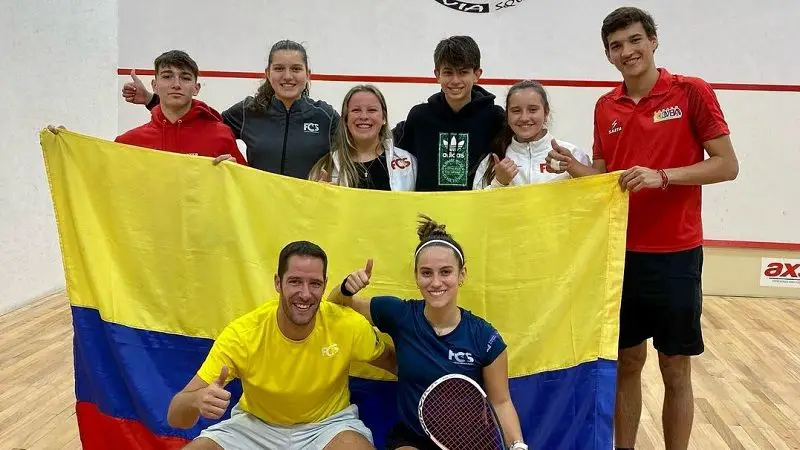 Campeones en el Panamericano Juvenil de Squash