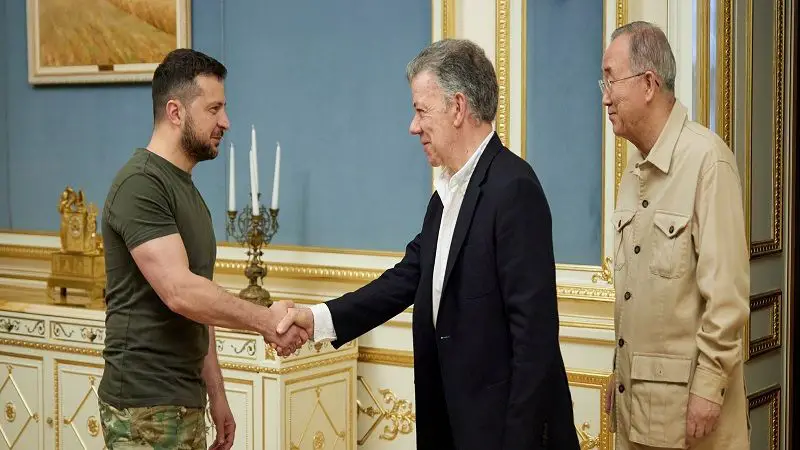 Juan Manuel Santos pidió ayuda humanitaria para Ucrania