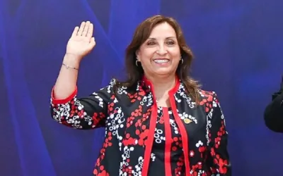 Dina Boluarte asumirá el cargo de presidenta de Perú