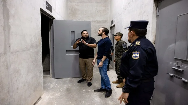 [Imágenes] Así es la gigantesca cárcel construida en El Salvador