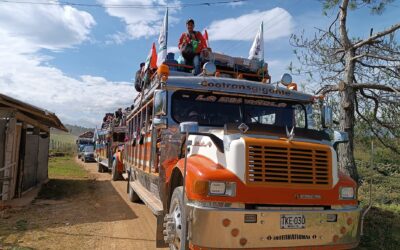 Indígenas del Huila se movilizan hacia el puente Pescador
