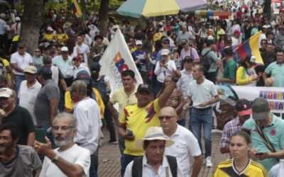 Centrales obreras convocan movilización en respaldo a Gobierno Nacional