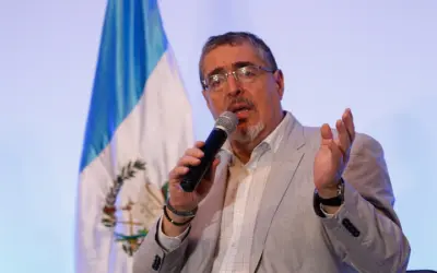 Presidente guatemalteco convocó a marcha democrática