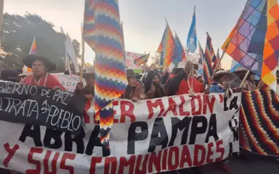 Indígenas en Argentina marchan contra reforma