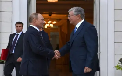 El presidente de Rusia, Vladímir Putin, llegó a la capital kazaja Astaná
