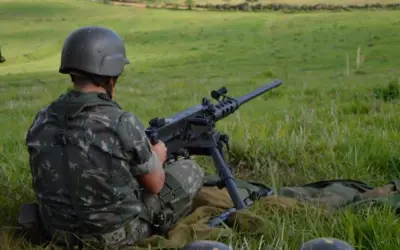 En Brasil, 21 armas de largo alcance fueron robadas de un cuartel