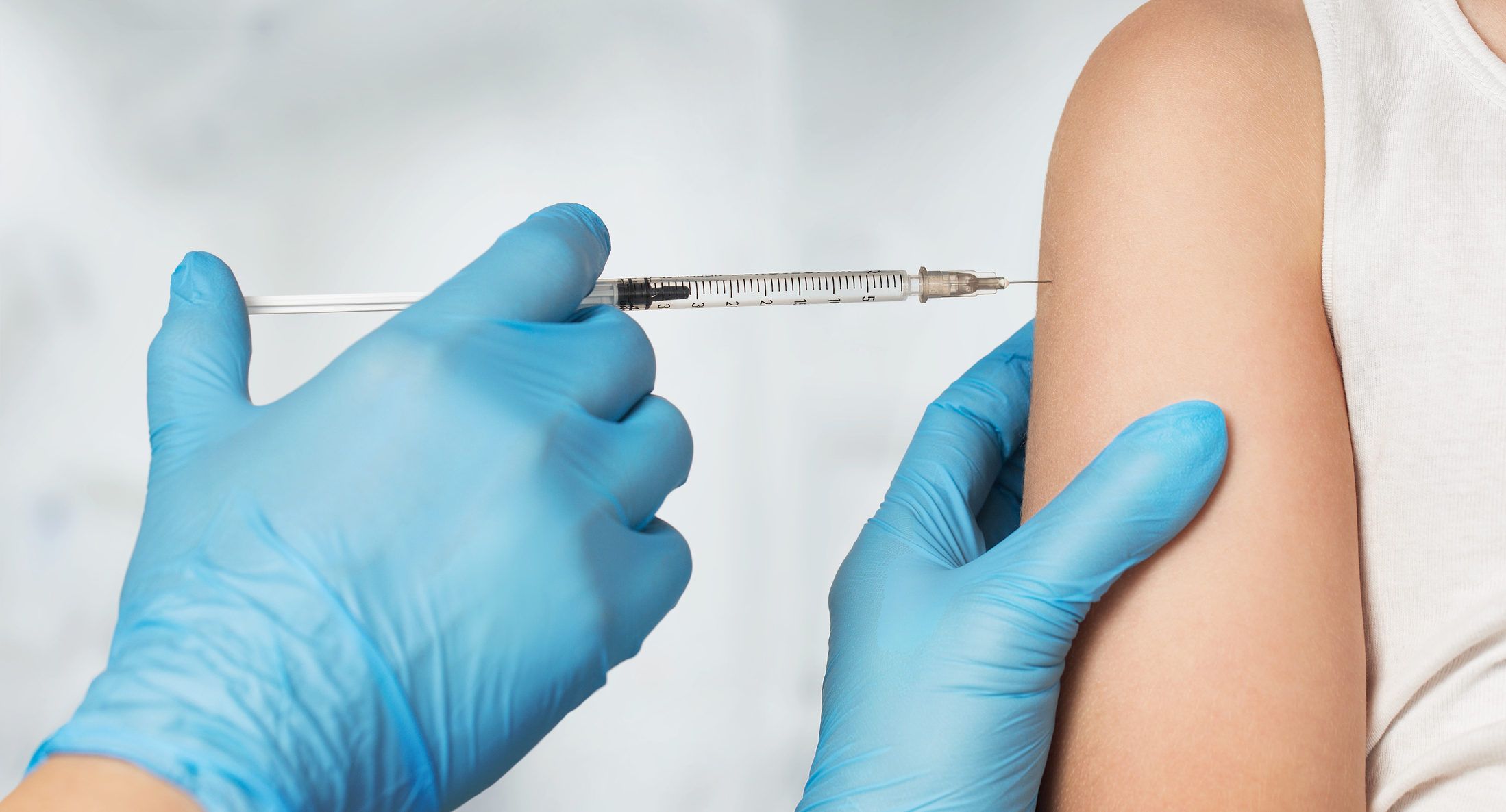 “No vacunados tienen más riesgo de morir por covid-19”: Minsalud