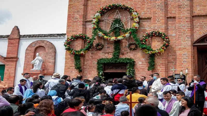 La parroquia Central de San Agustín apertura la Puerta Santa