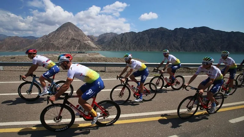 Ciclistas colombianos que participarán en la Vuelta a San Juan 2023