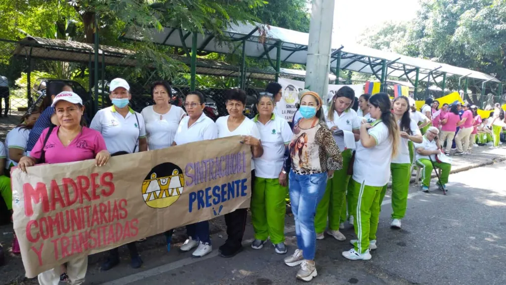 Madres comunitarias de Neiva se sumaron al paro indefinido