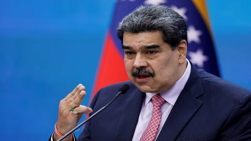 Maduro pide a los venezolanos eliminar WhatsApp