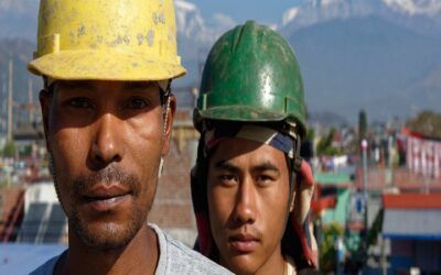 América Latina: Más de la mitad de su población activa en la fuerza laboral