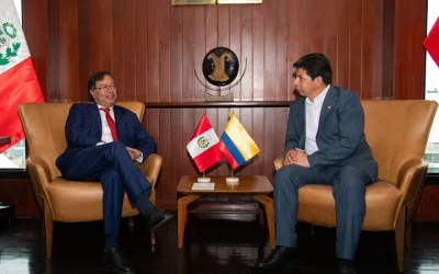 Estamos dispuestos para posibilitar  diálogo social y político del Perú: Petro