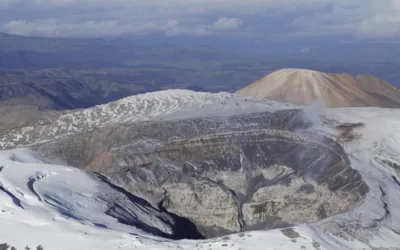 ¿Cuál es la actividad actual del volcán Nevado del Ruiz?