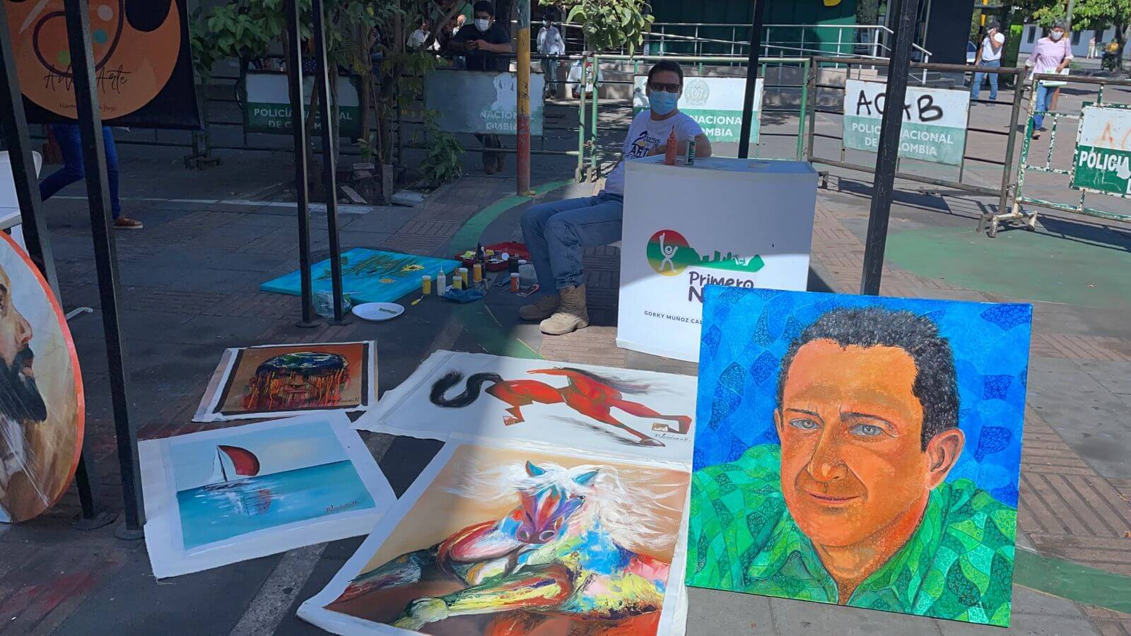 Artistas opitas exponen sus obras en la Alcaldía de Neiva
