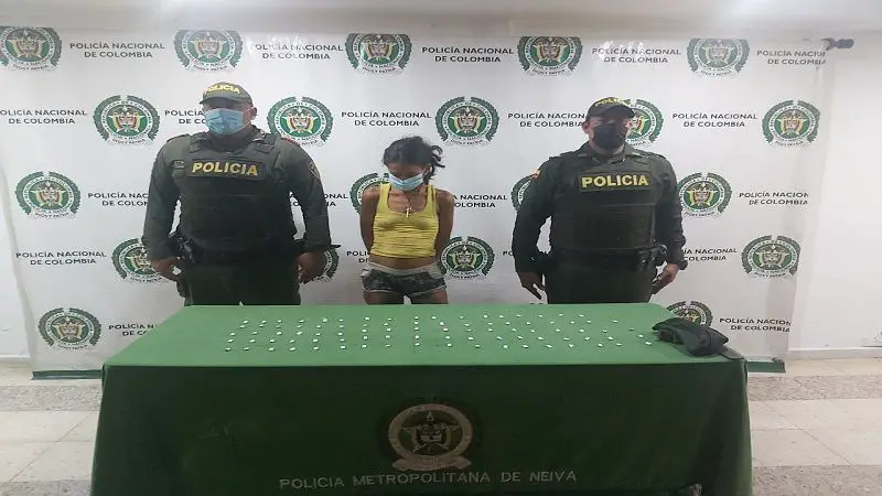 Policía logra la captura de una mujer por el delito de tráfico de estupefacientes