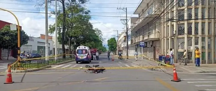 Ambulancia arrolló a un motociclista en Neiva, provocando su deceso