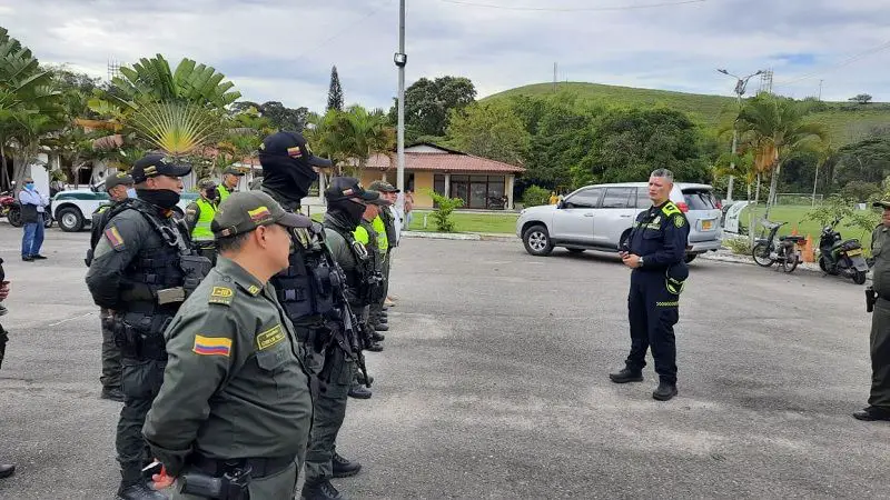 Más de 94.000 policías para las elecciones presidenciales en Colombia