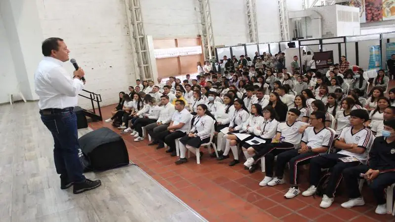 Miles de estudiantes asistieron a la Feria de Oferta Universitaria y de Servicios 2022 en Pitalito