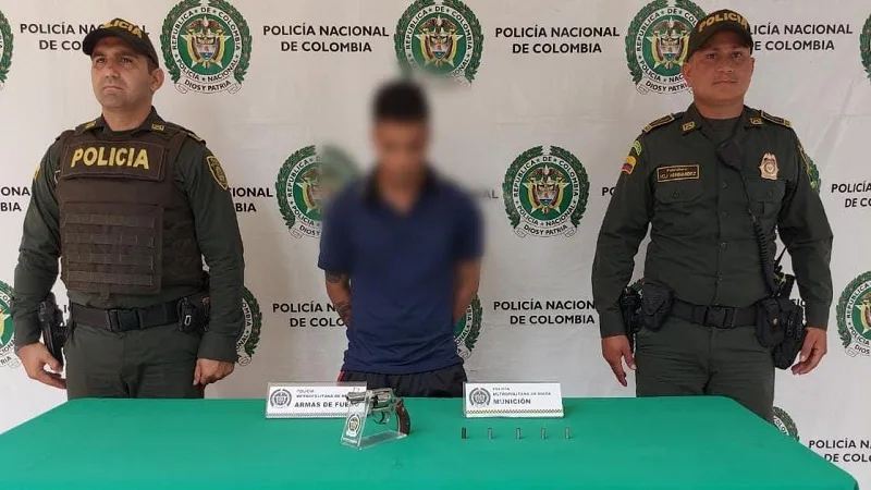 Fue sorprendido portando un revólver