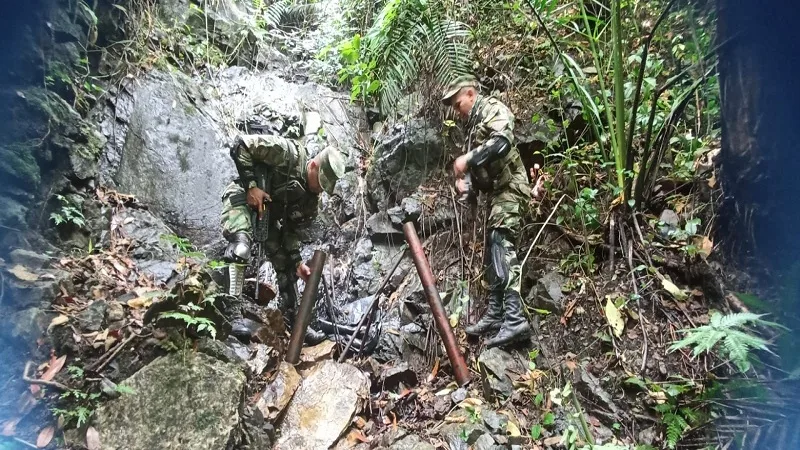 Encuentran depósito con medios de lanzamiento de artefactos explosivos