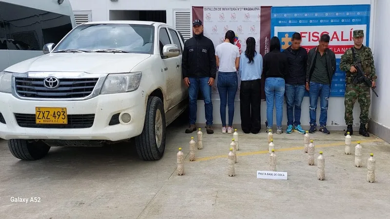 Ocultaban pasta base de coca en tanque de combustible