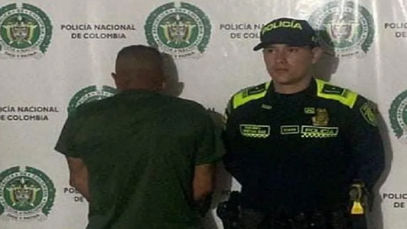 Intimidó a su familia con un arma de fuego