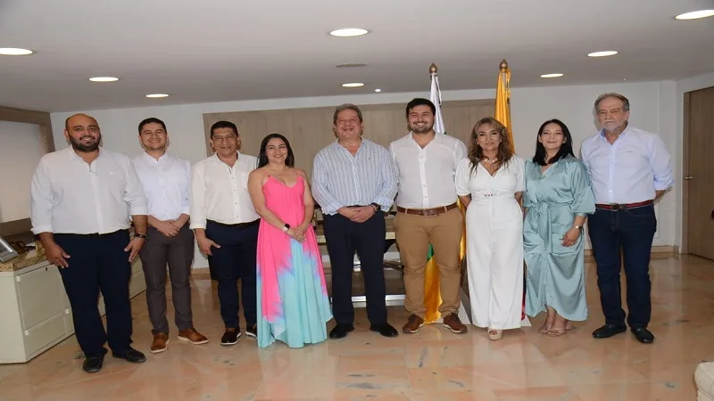 Oficializados cambios en el gabinete departamental