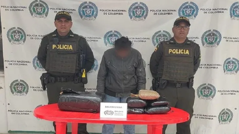 Mujer fue capturada con 20 kilos de marihuana en La Plata