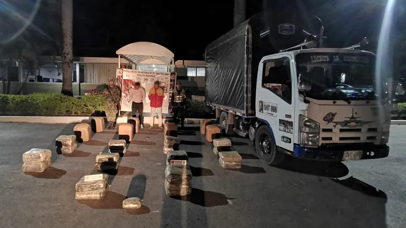 Transportaban marihuana en bultos de papa