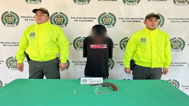 Capturado en Neiva con un arma modificada para munición de fusil