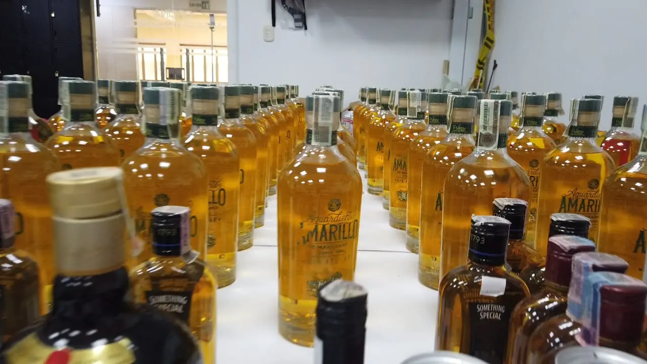 Hallazgos de licor adulterado y de contrabando en el Huila