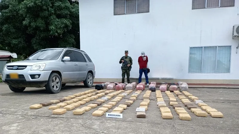 Ejército incautó 321 kilos de marihuana en El Agrado y La Plata