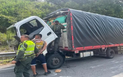 Interceptaron camión con 850 kilos de marihuana en Gigante, Huila