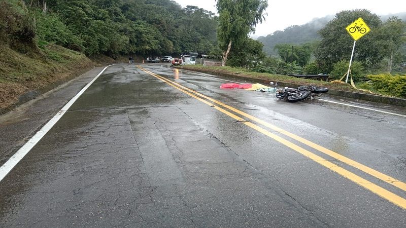 Accidente en el sur del Huila cobró la vida de una mujer y una pequeña de 3 años