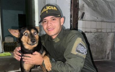 Policías de Vegalarga adoptaron a ‘Kalvin’ después de salvarle la vida