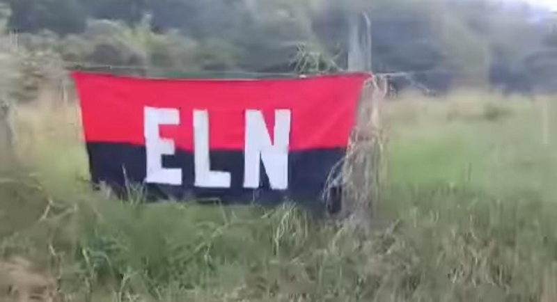 Bandera del ELN fue instalada en zona rural de La Plata, Huila