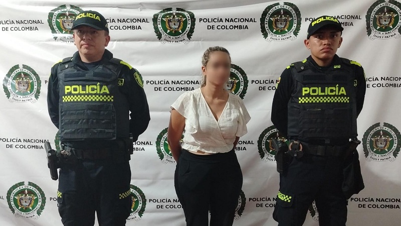 Capturada mujer con circular azul de Interpol por millonario hurto