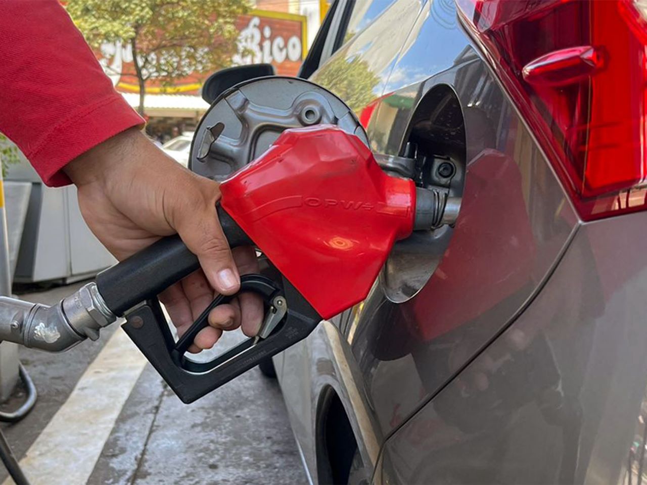 Cambios en los precios de la gasolina en agosto