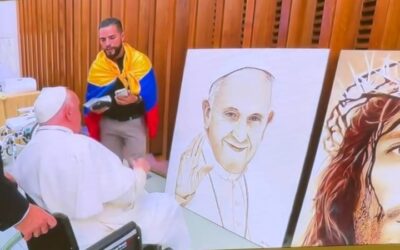 Pintor huilense Julián Vásquez entregó obras al Papa Francisco en el Vaticano