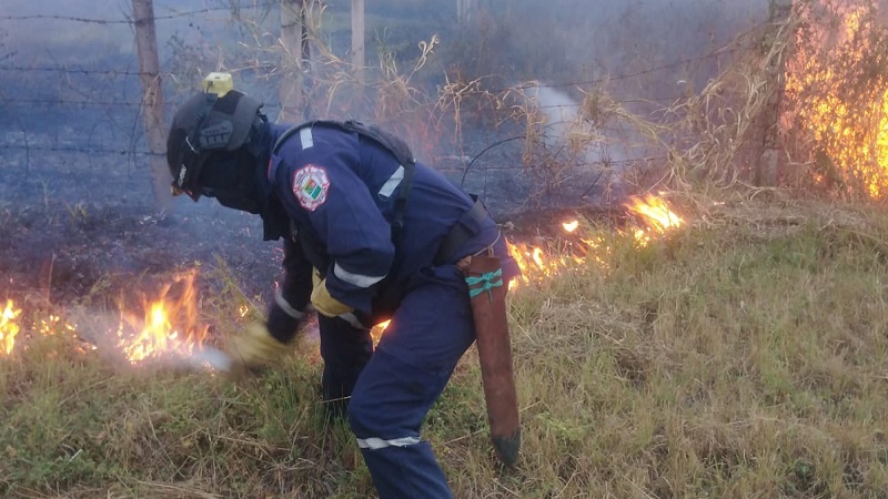 Instalan PMU en Palermo para coordinar respuesta ante incendios forestales en Huila