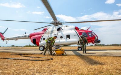 Helicóptero de la Operación Jaque se sumó a la lucha contra incendios en el Huila