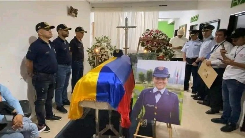 En medio de emotivo homenaje, fue recibido el cuerpo de Karen Daniela Núñez en Garzón